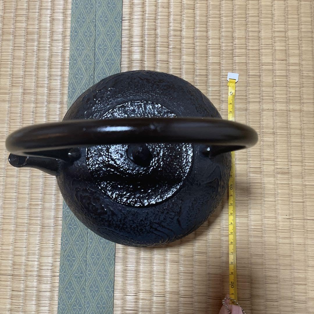 南部鉄器　 木箱付き Amazon.co.jp: 南部鉄器 鉄瓶 桐箱付き 鉄びん 南部特製